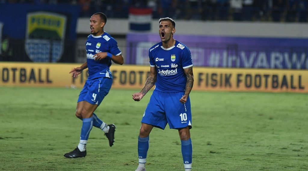 Tyronne persib