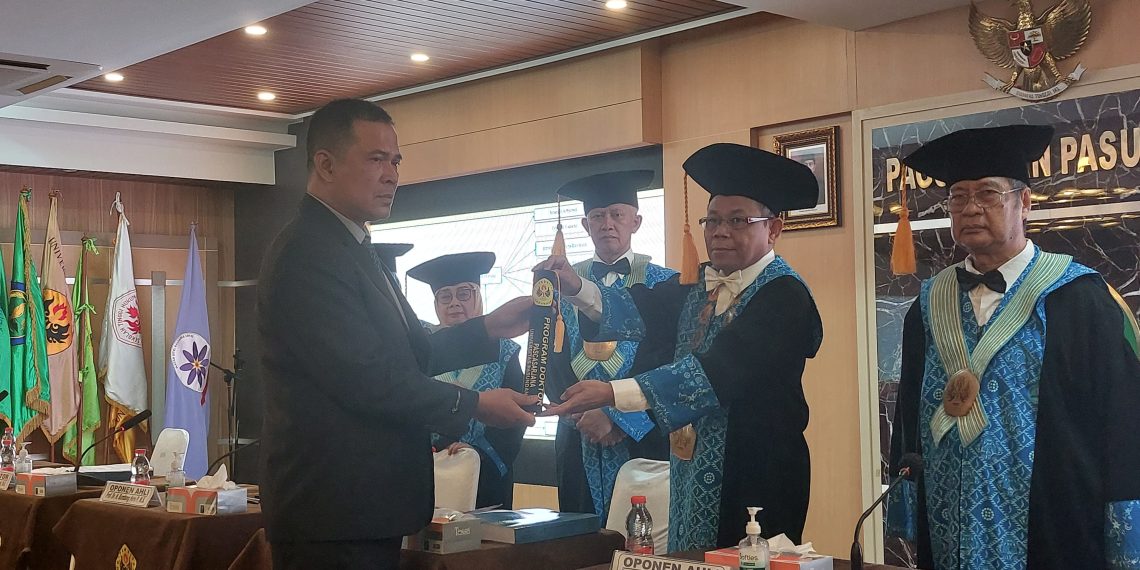 Sidang doktor Unpas Akhmad Mukhlis