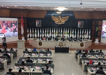 Buky Wibawa Dilantik Sebagai Ketua DPRD Jawa Barat