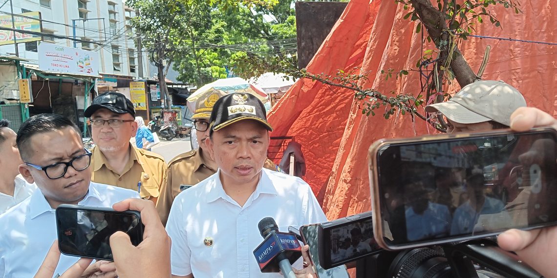 sampah pasar