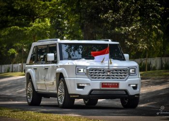 Presiden Prabowo Subianto Gunakan Mobil Maung Garuda