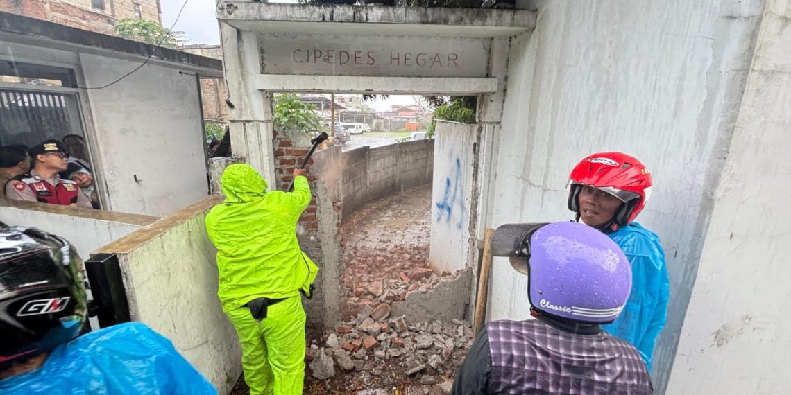 jalan gang cipedes