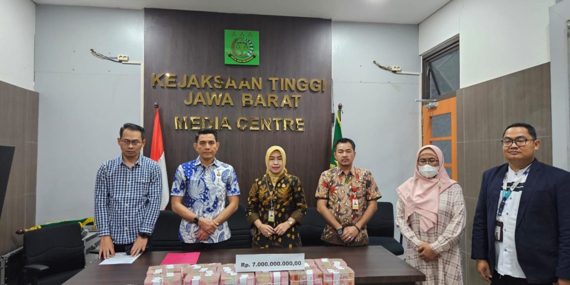 Kejati Terima Pengembalikan Uang Pengganti Kasus Korupsi PIP UMIKA Bekasi