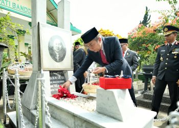 hari pahlawan