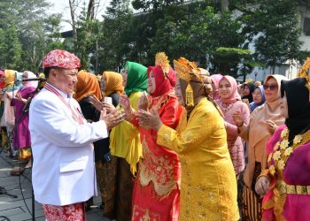 Herman Suryatman Sampaikan Apresiasi Mendalam kepada Para Guru