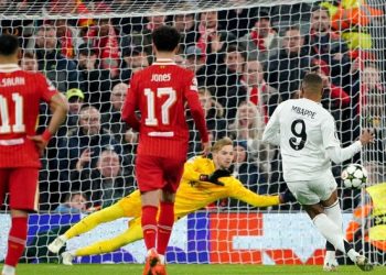 Caoimhin Kelleher Gemilang Gagalkan Penalti Mbappe