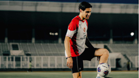 Pesona Kak Kev saat Bergabung Timnas Indonesia