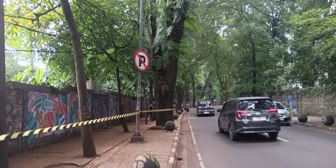 police line parkir