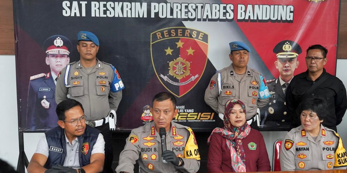 mahasiswi UPI