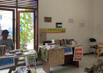 pasar biru