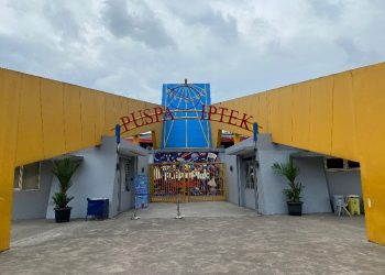 Puspa Iptek Sundial