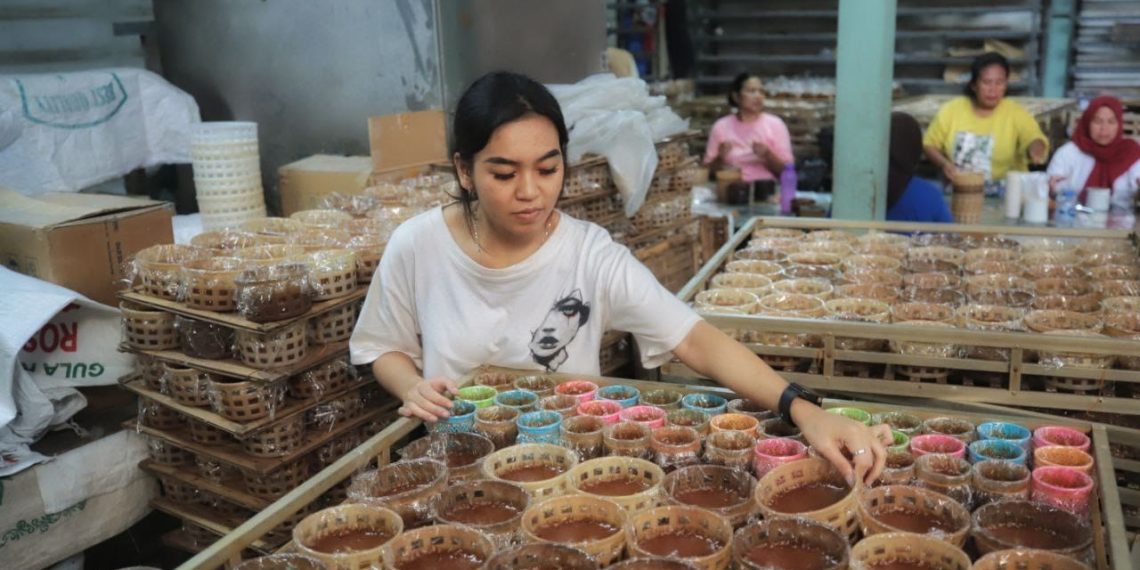 kue keranjang imlek