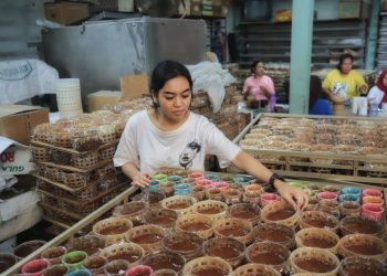 kue keranjang imlek