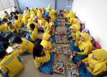 program MBG