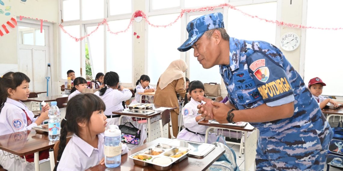 Dapur SPPG Lanud Husein Sastranegara Siapkan 3.500 Porsi Makanan Bergizi