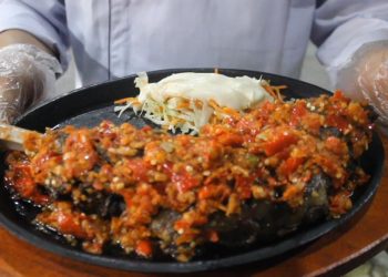 paha kambing pedas
