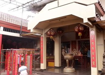 Jelang Imlek Vihara