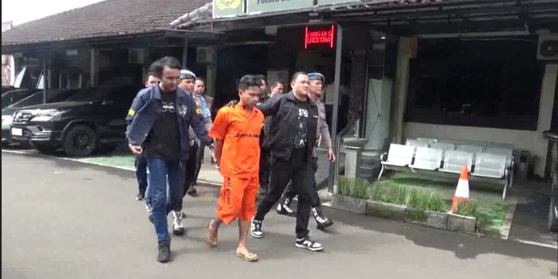 polisi gadungan