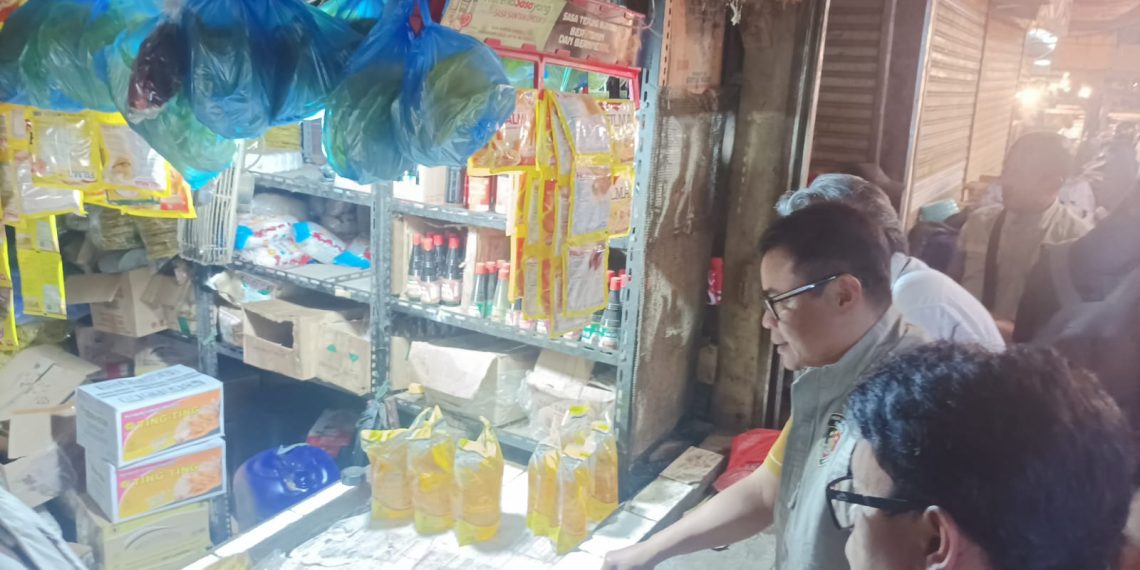 Harga Bahan Pokok di Pasar Ciroyom Stabil