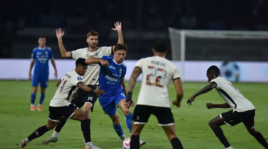 Ciro Alves Bawa Persib Lebih Kokoh di Puncak Klasemen
