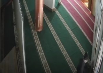 kotak amal masjid