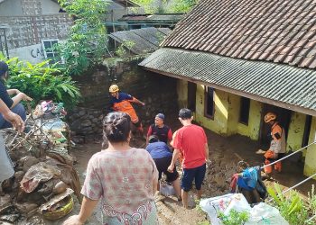 banjir cipatat