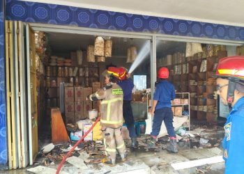 Empat Ruko Terbakar Akibat Ledakan Charger Handphone