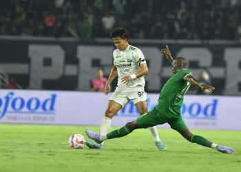 Klok Cs Kalah Telak dari Persebaya, Rekor Persib Hancur!