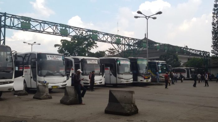 terminal bus cicaheum