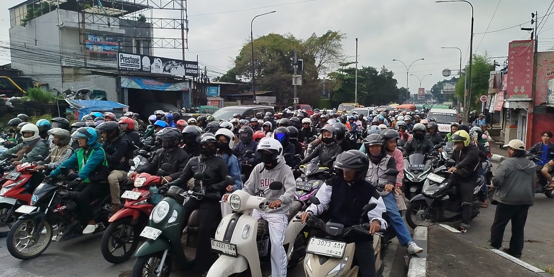 Arus Balik Mudik, Jalur Selatan Jawa Barat Dipadati Kendaraan Pemudik