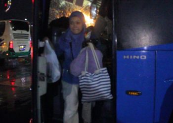 Ribuan Pemudik Mulai Padati Terminal Cicaheum, Bandung