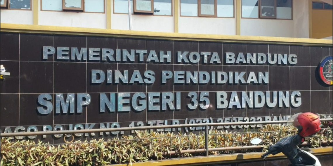 keracunan massal