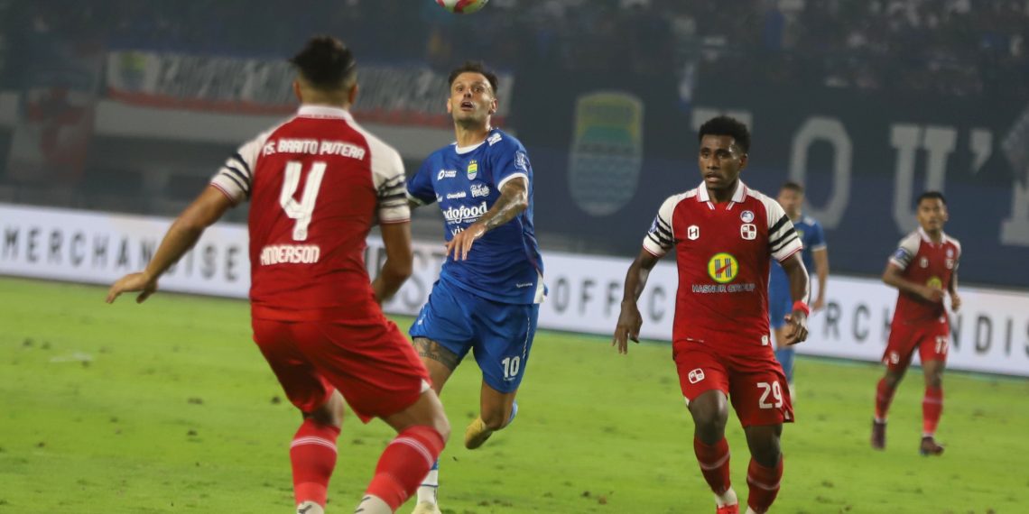 Persib Bandung Ditahan Imbang Barito Putera 1-1 di GBLA