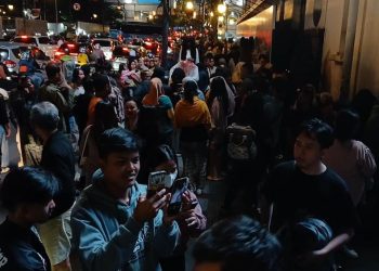 Jalan Asia Afrika Masih Dipadati Wisatawan