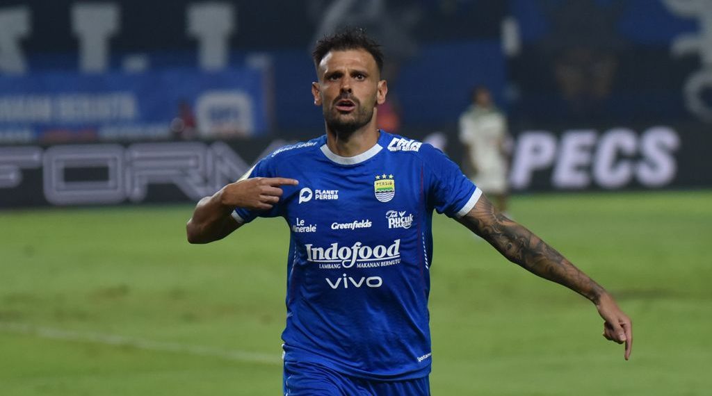 Fokus Lawan Persita, Masa Depan del Pino di Persib???