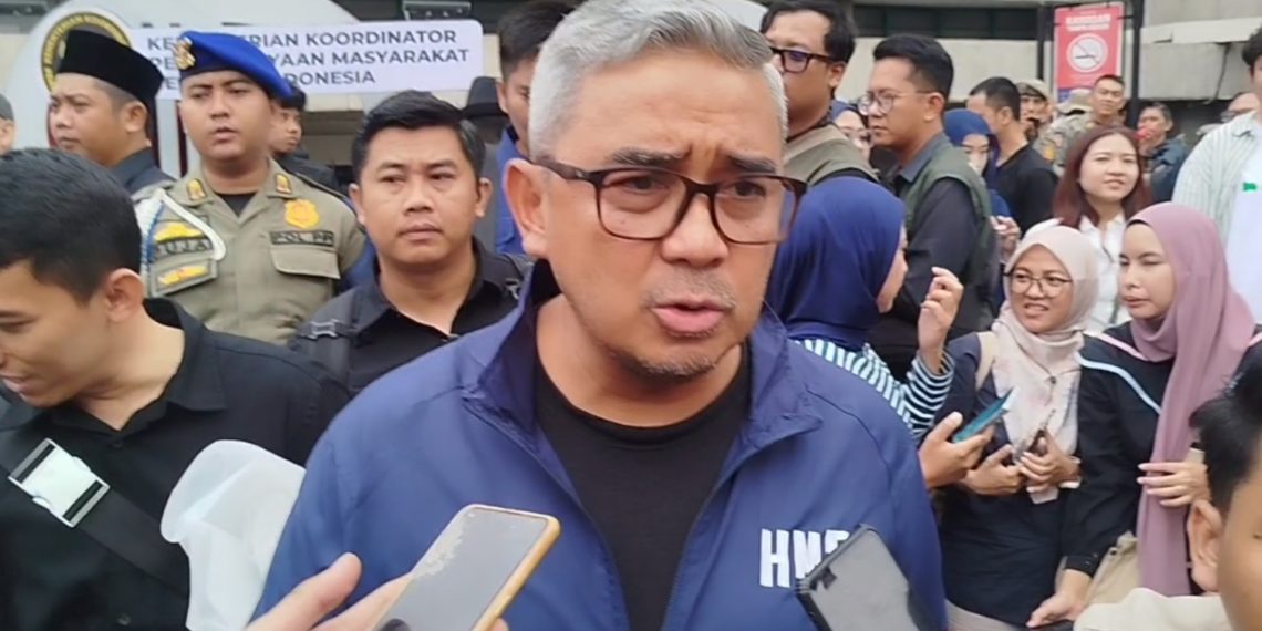 Bandara Husein