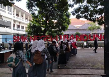 Jam Masuk Sekolah