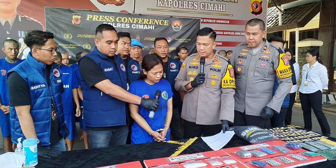 Ibu Rumah Tangga Cimahi