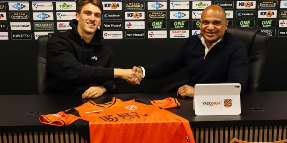 Mauro Zijlstra (kiri) segera dinaturalisasi untuk perkuat Timnas Indonesia. (Foto: Instagram/maurozijlstra)