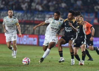 laga Persib Bandung vs Dewa United di Piala Presiden 2025. (Foto: Official Persib)