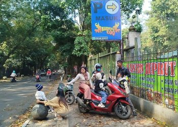 Bandung Zoo Ditutup