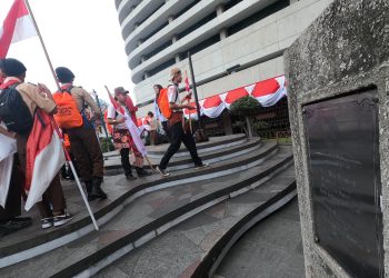 500 Pramuka Kwarcab Bandung Ikuti Blaz Track Bandung Lautan Api