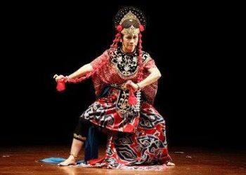 Mestro Tari Sunda, Irawati Durban. (Ist)