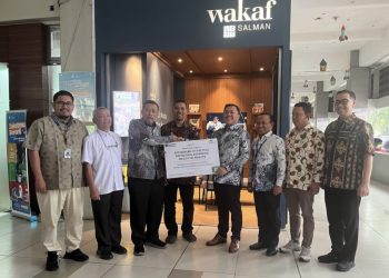 Inovasi Ramah Lingkungan di Masjid Salman ITB, Pegadaian Salurkan Bantuan Teknologi Recycle