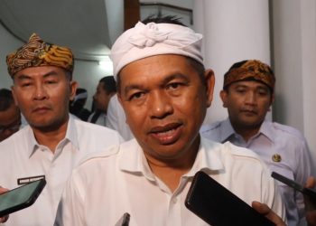 Hujan Busa Limbah