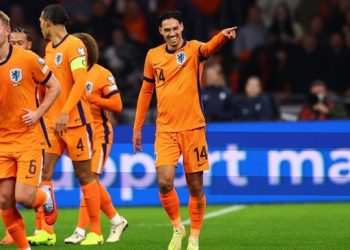Eliano Reijnders merespons keberhasilan Tijjani Reijnders dan Belanda lolos ke Piala Dunia 2026. (REUTERS/Piroschka Van De Wouw)
