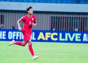 gelandang Timnas Indonesia U-17, Evandra Florasta. (instagram/@evandraflorastaa)