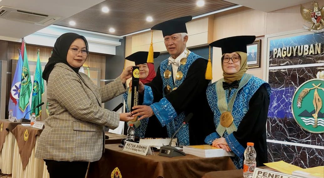 Yuyun Yulianah Raih Gelar Doktor Hukum Pascasarjana Unpas Lewat Riset Hak Waris Perempuan