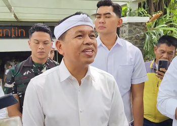 Gubernur Jabar Dedi Mulyadi Dukung Pembongkaran Teras Cihampelas. Dinilai merusak estetika dan ganggu ekonomi pedagang setelah 8 tahun dibangun Ridwan Kamil. (Uby/pasjabar)