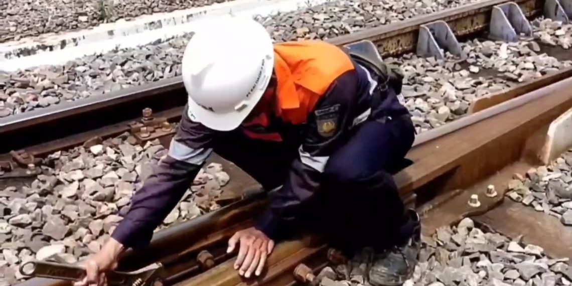 kereta bandung